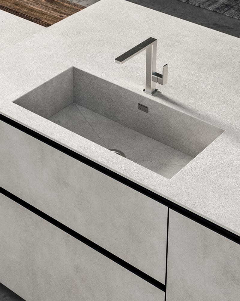Integrated sink on laminate top